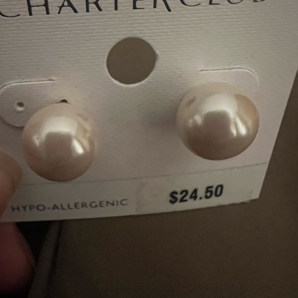 Charter Club big pearl earrings - Picture 5 of 5